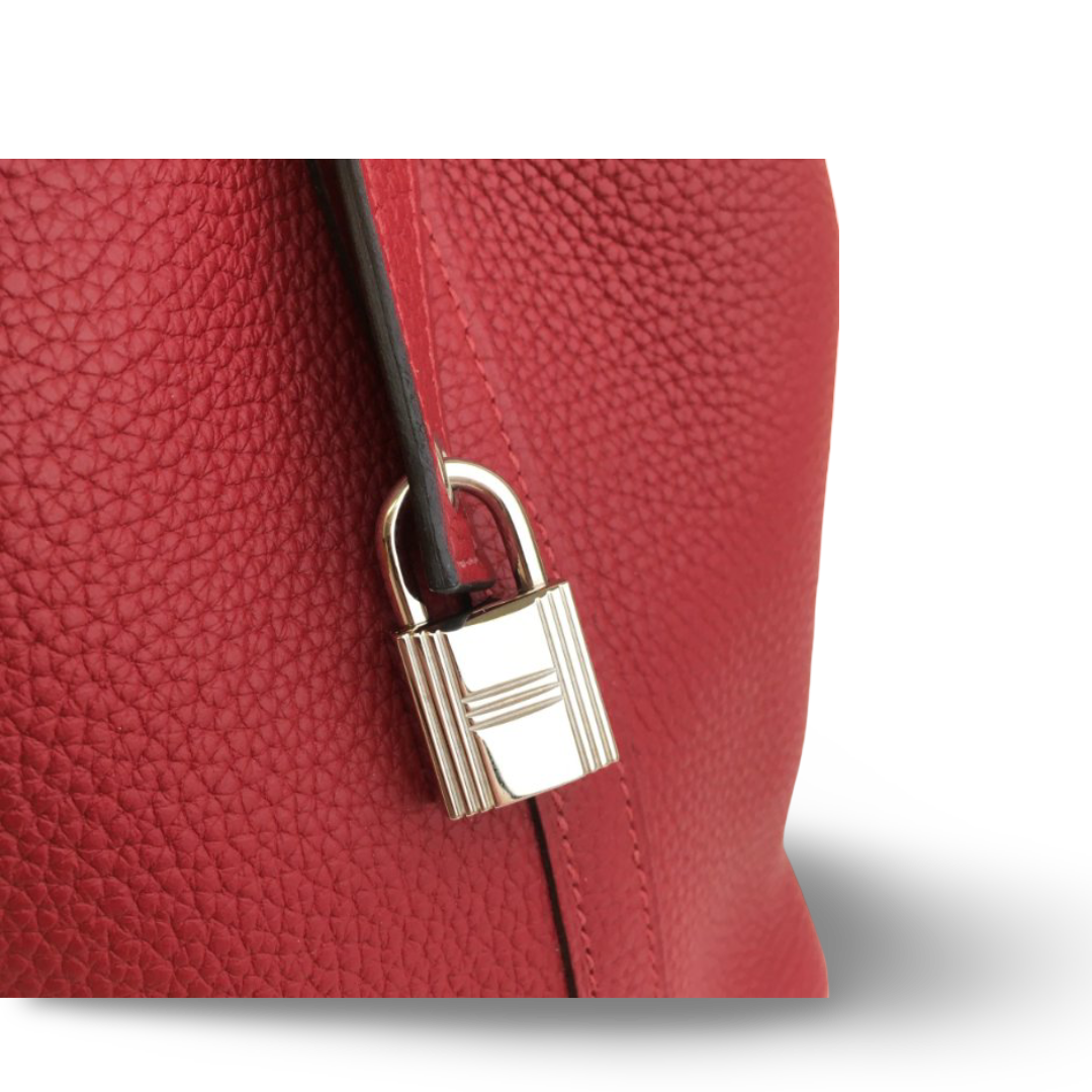 Hermes Taurillon Clemence Picotin Lock 18 PM - PHW / Rouge