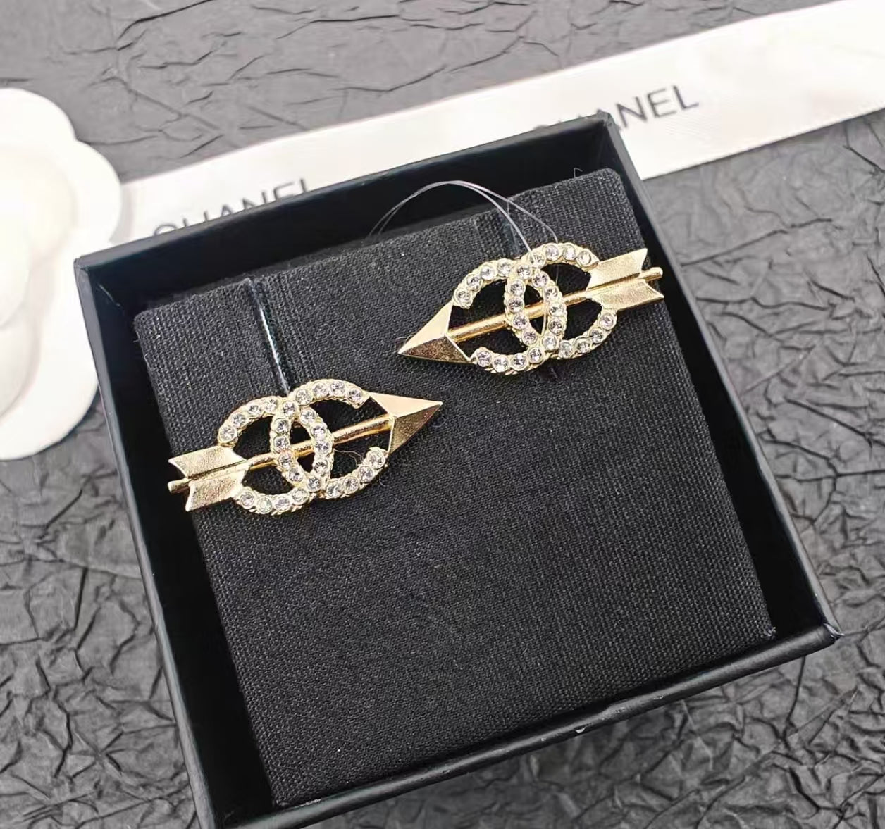Chanel 19K CC Logo Arrow Crystal Earrings- GHW