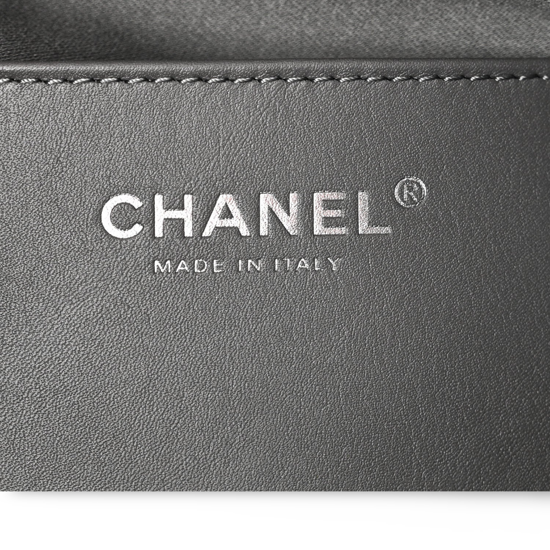 Chanel Quilted Calfskin Small Metallic 25Bag - SHW/ Sliver