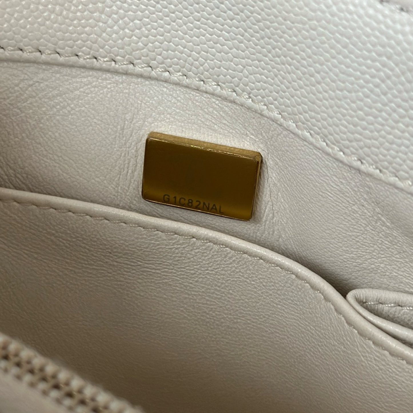 Chanel Classic Caviar Medium Coco Handle Bag - GHW / White
