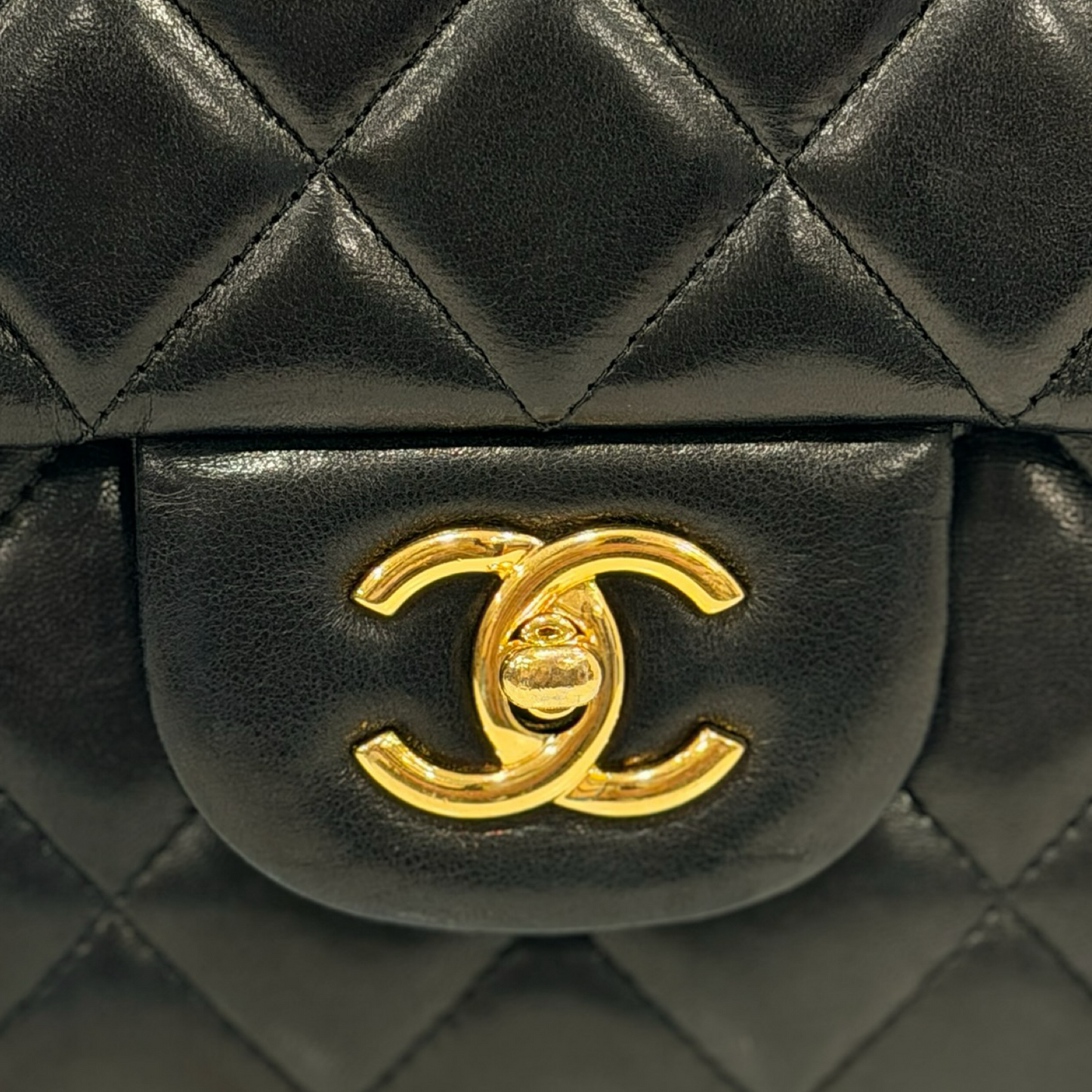 Chanel Quileted Lambskin Maxi Single Flap - GHW / Black