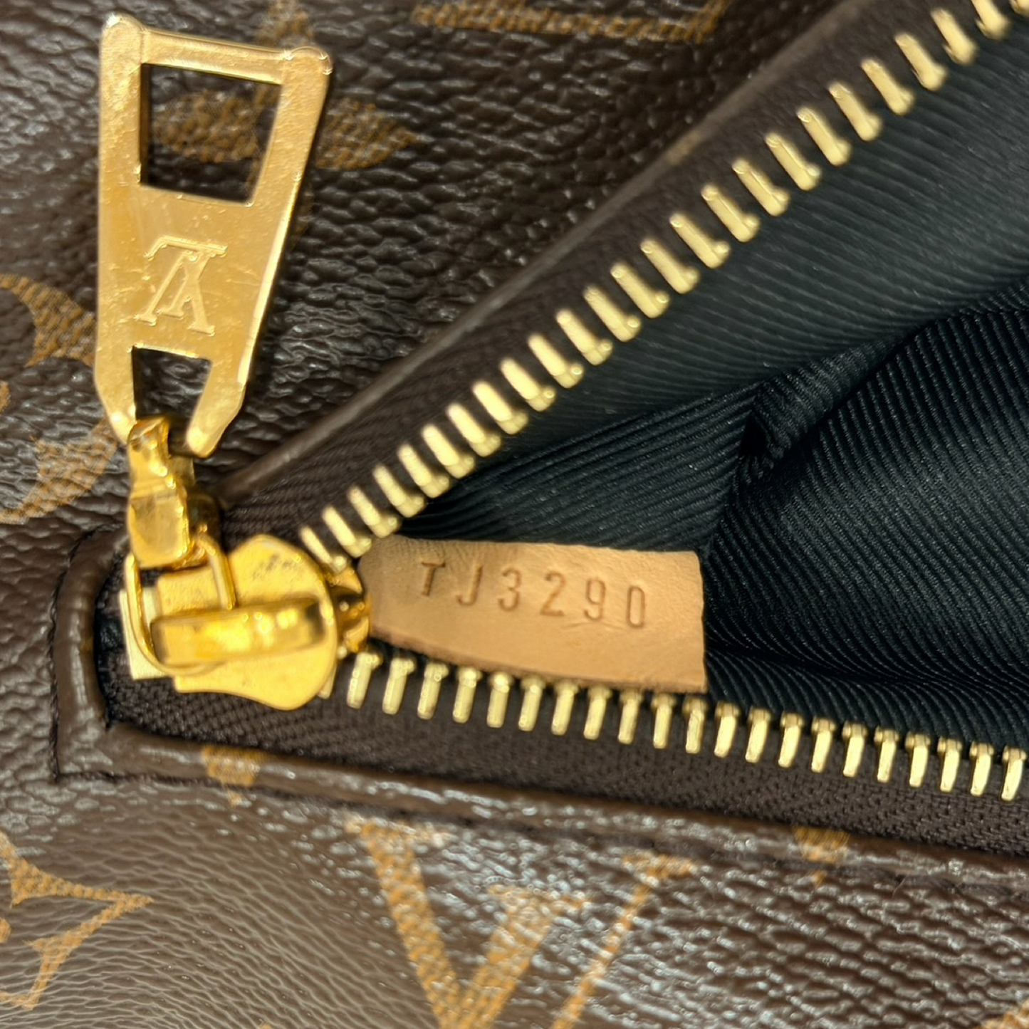 Louis Vuitton Monogram Bumbag Waist Bag - GHW / Brown