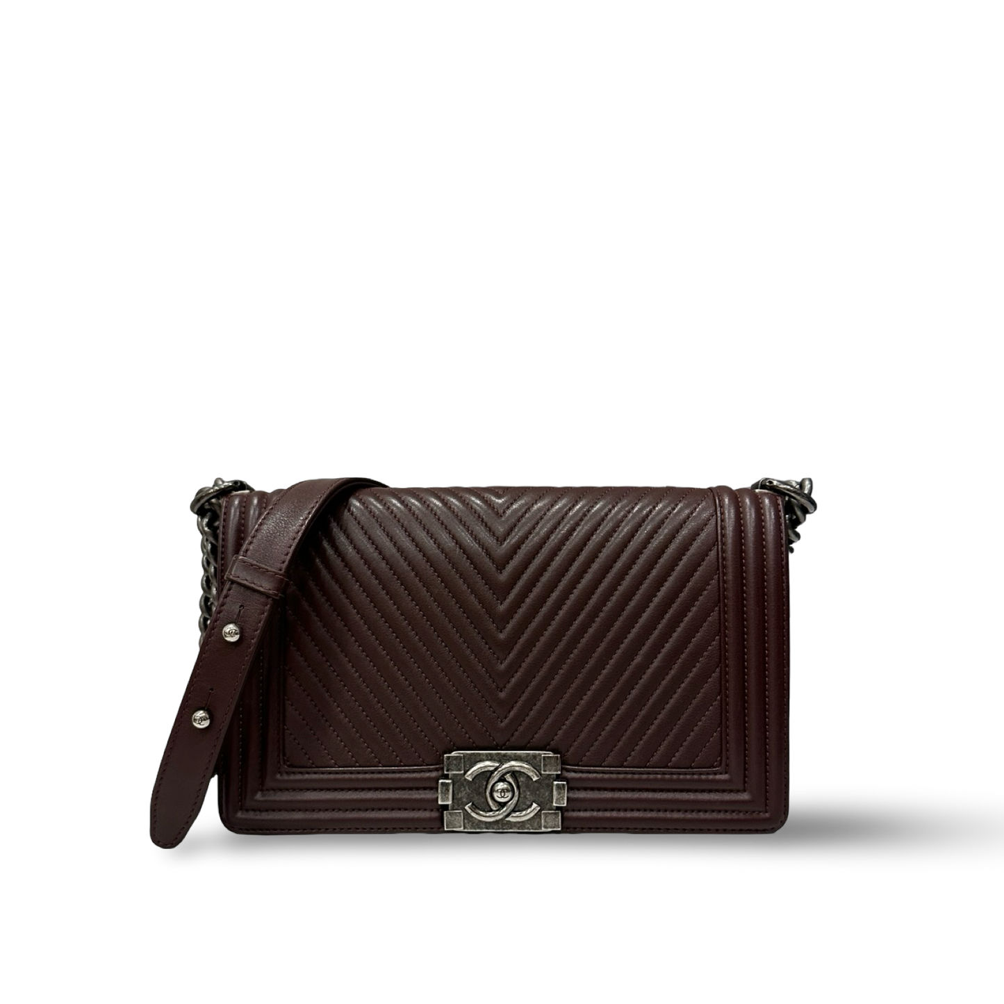 Chanel Chevron Calfskin New Medium Boy Bag - Aged SHW / Burgundy