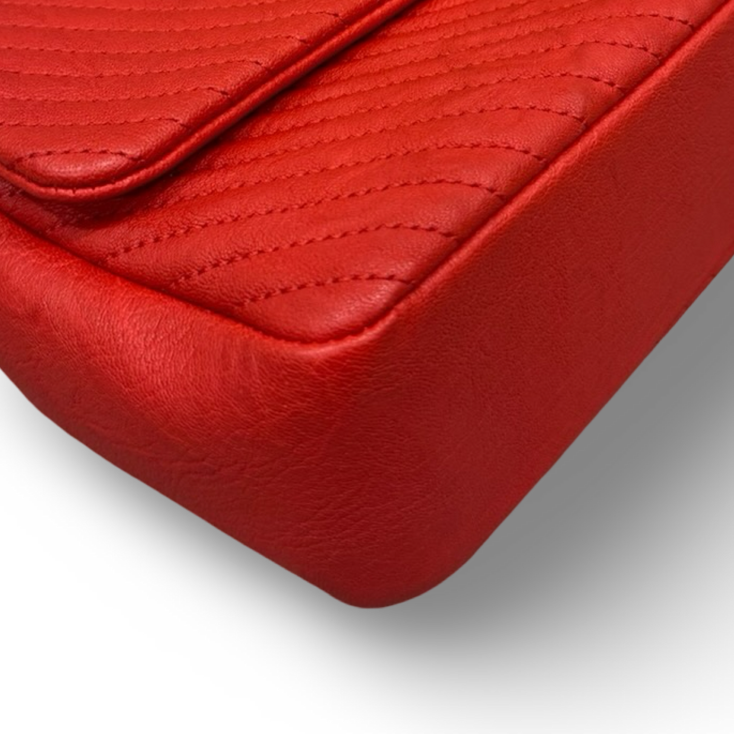 Chanel Chevron Calfskin Small Flap Bag - GHW / Red