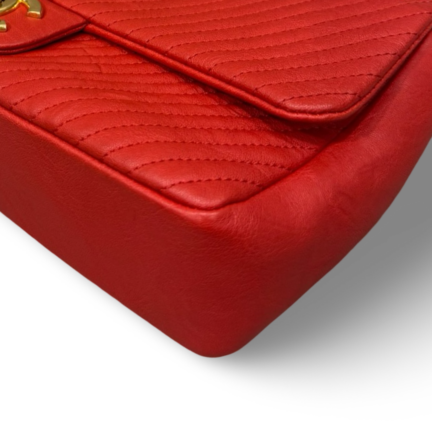 Chanel Chevron Calfskin Small Flap Bag - GHW / Red