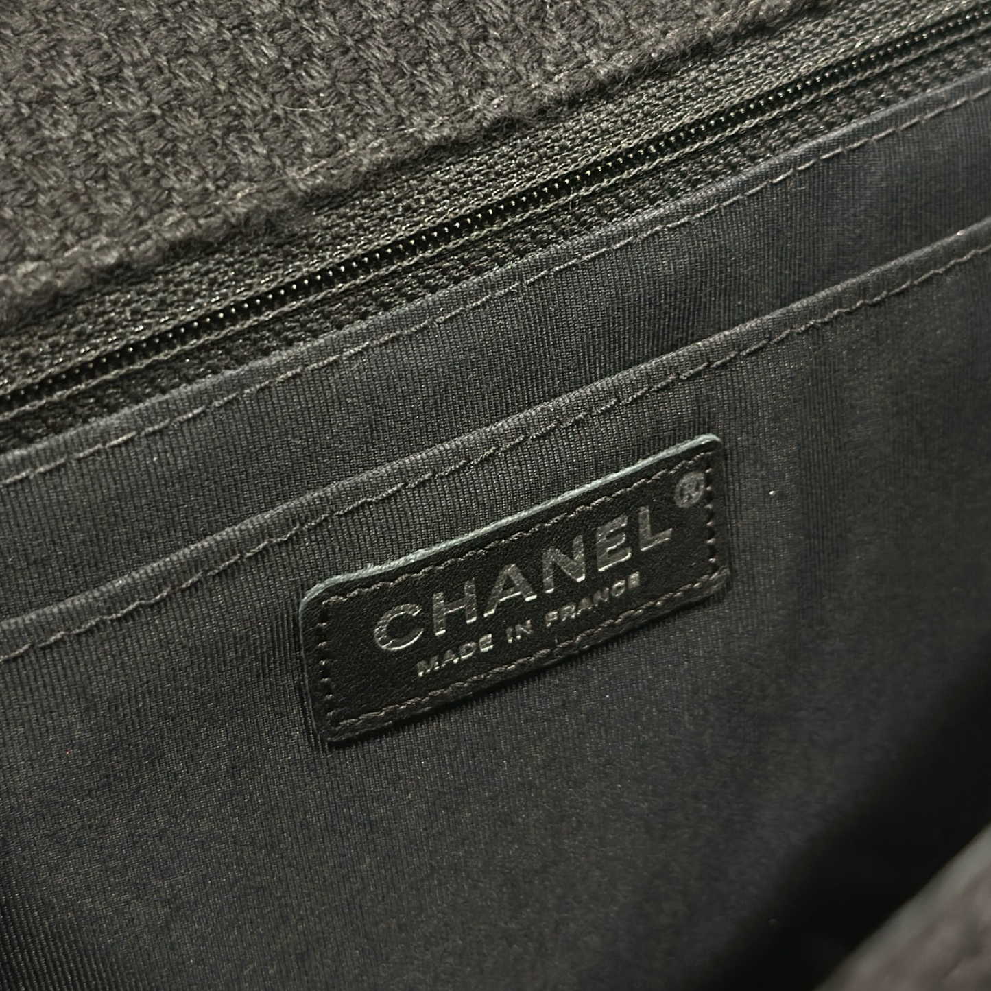 Chanel Tweed and Strass Crystal Jumbo Paris-Shanghai Pudong Single Flap - GHW / Black