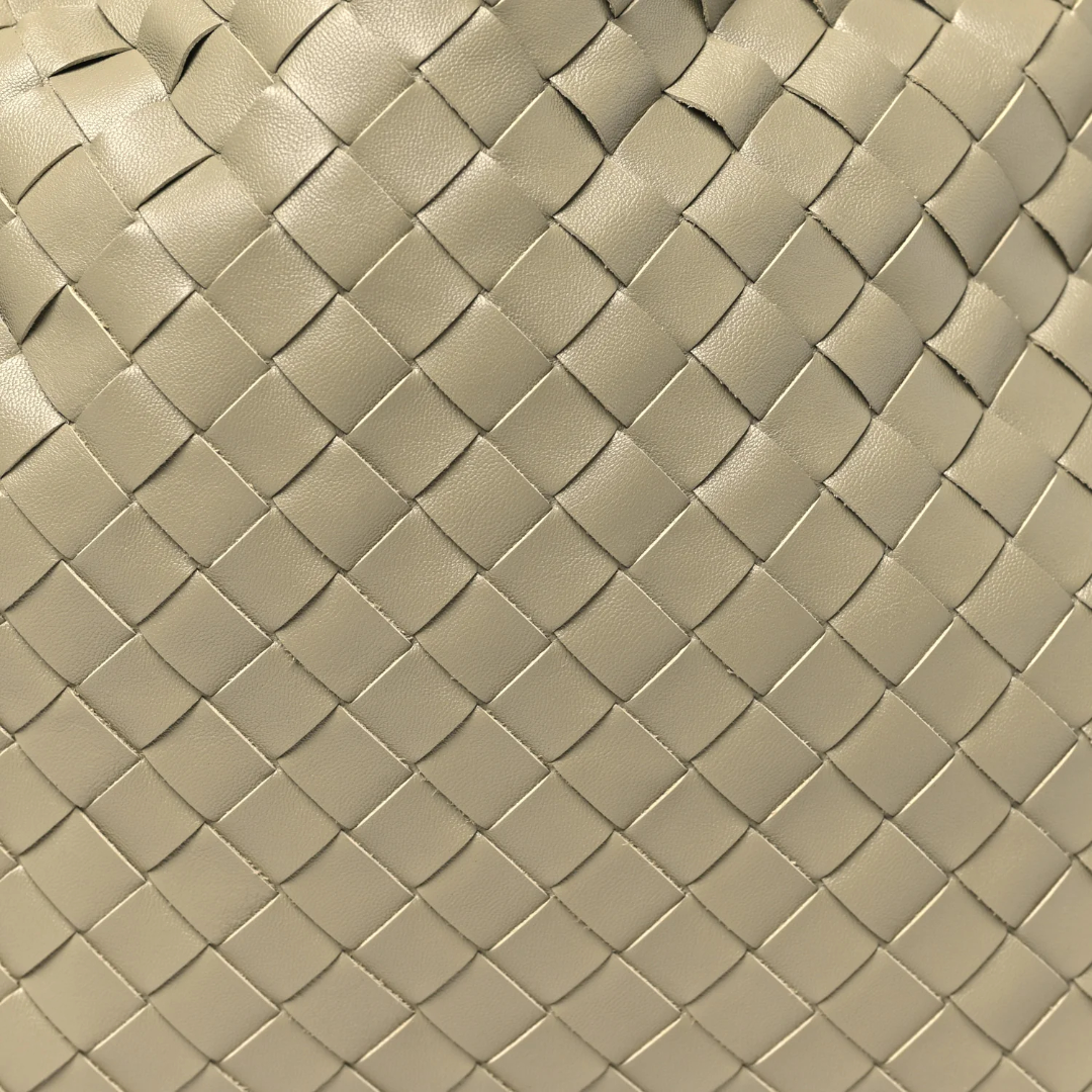Bottega Veneta Calfskin Intrecciato Small Hop Travertine - Ash Green