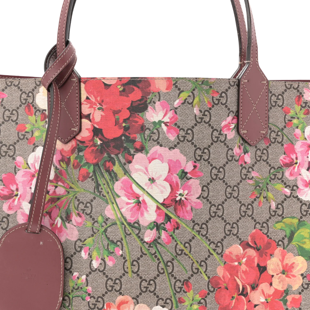 Gucci GG Supreme Monogram Blooms Medium Tote - Brown