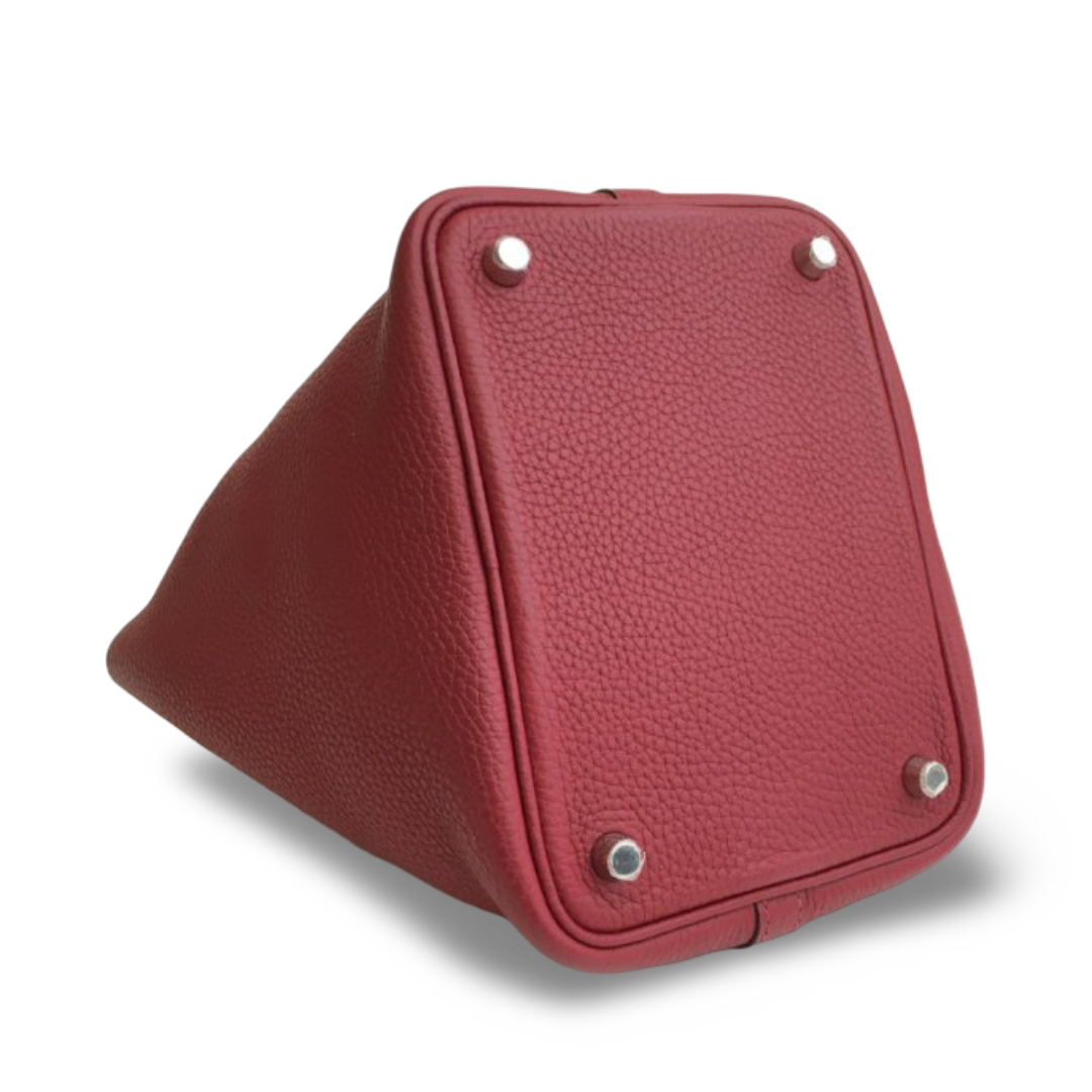 Hermes Taurillon Clemence Picotin Lock 18 PM - PHW / Rouge