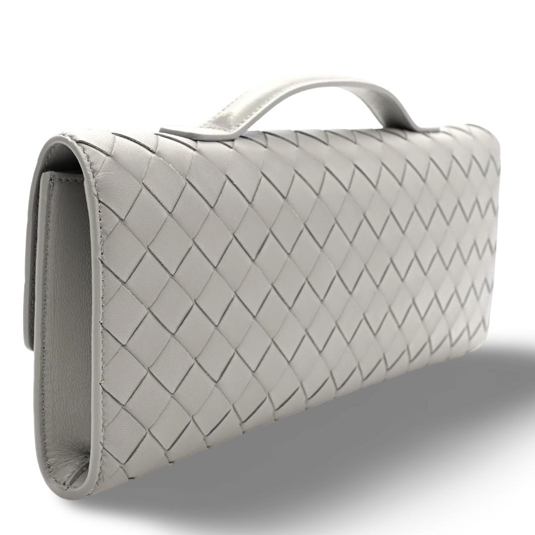 Bottega Veneta Andiamo Clutch - GHW / Light Gray