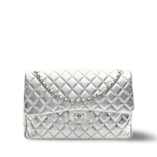 Chanel Quilted Lambskin XXL Airport Single Flap - SHW / Metallic