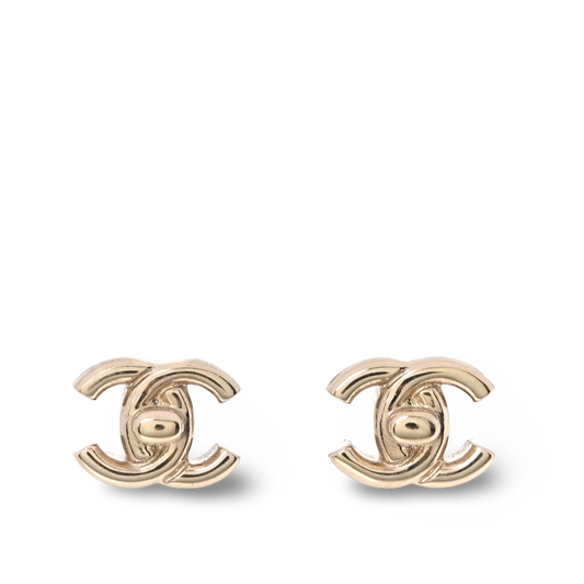 Chanel 25B CC Logo Turnlock Earrings - Light Gold