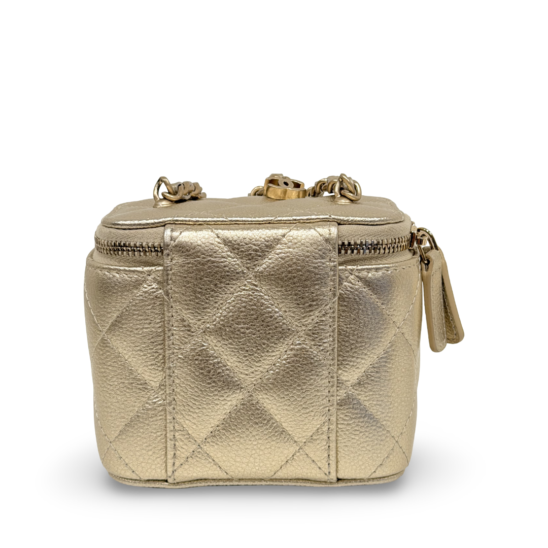 Chanel 25K Quilted Caviar Metallic Small CC Dynasty Vanity Case - GHW/ Gold