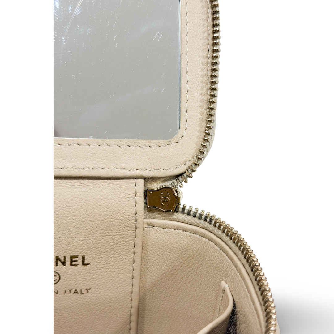 Chanel 25K Quilted Caviar Metallic Small CC Dynasty Vanity Case - GHW/ Gold