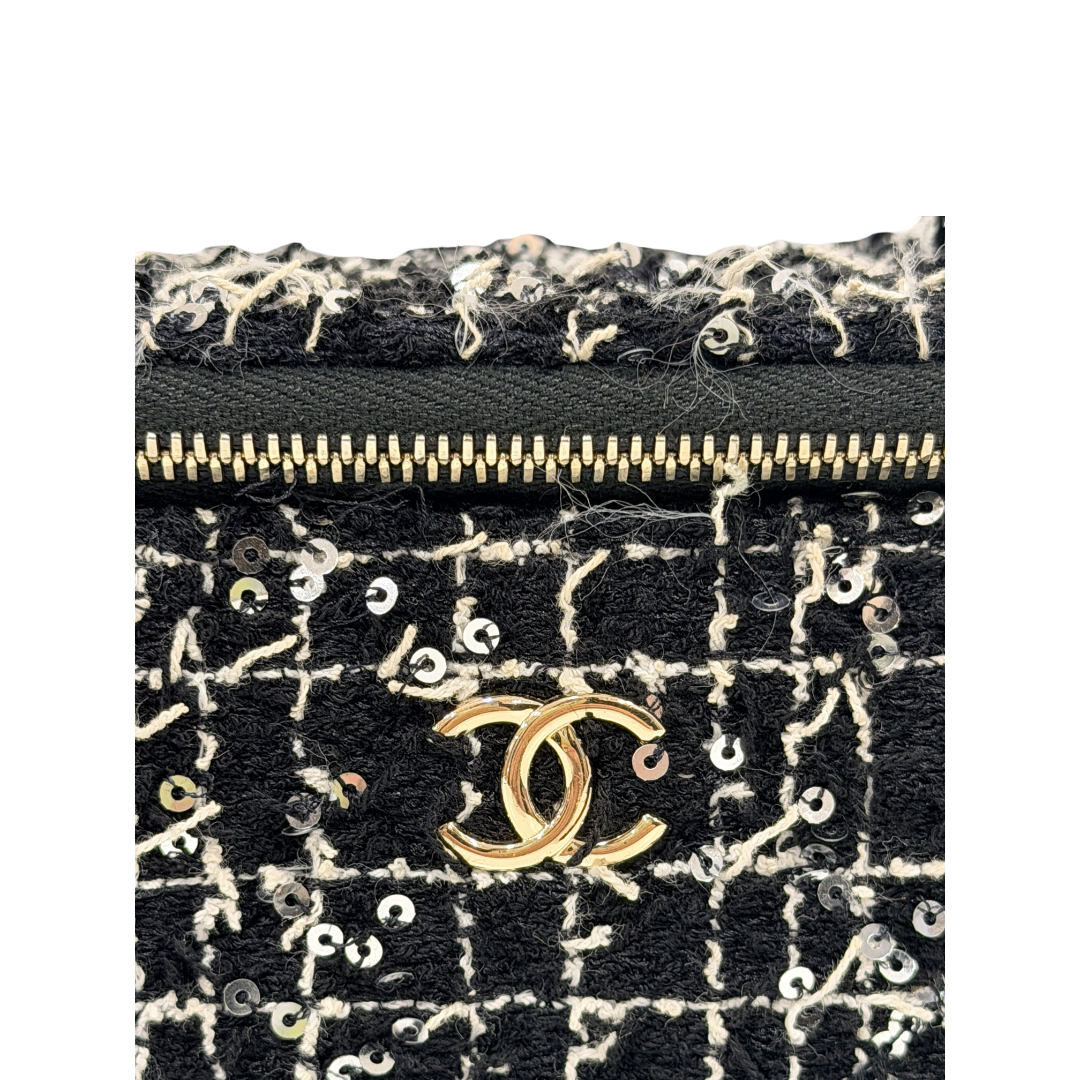 Quitled Tweed Medium Vanity Box - SHW/ Black/ White