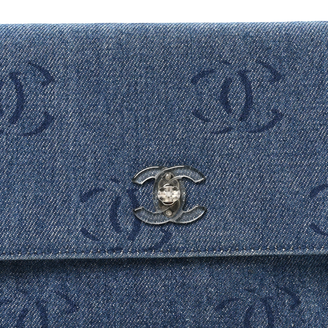 Chanel Vintage Blue Denim Monogram CC Clutch -Plastic / Blue