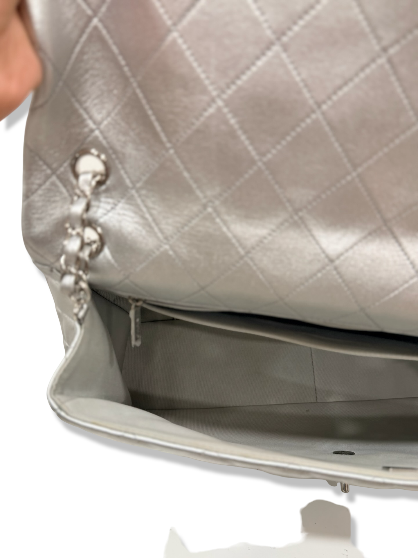Chanel Quilted Lambskin XXL Airport Single Flap - SHW / Metallic