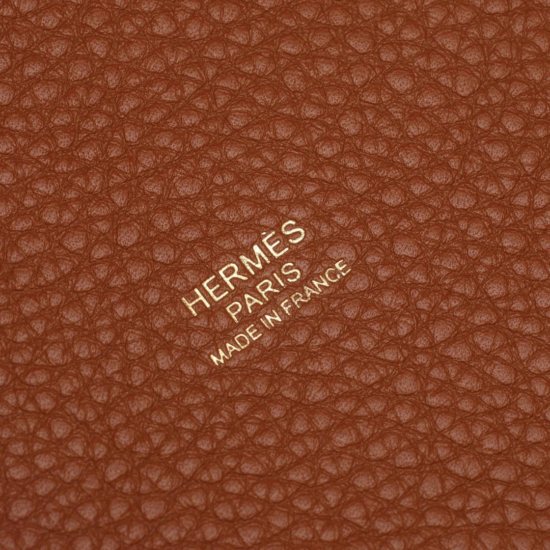 Hermes Clemence Picotin Lock 18 PM  - GHW/ Gold