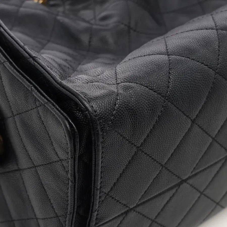 Chanel Quilted Caviar Medium 25Bag - GHW/ Black